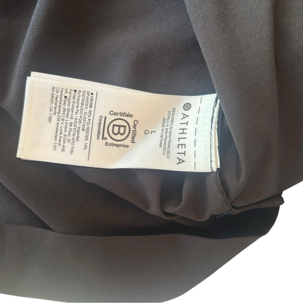 Athleta Urbanite Sleeveless Blouse Tank Button Up Collar Polo Black Size L - Picture 3 of 4